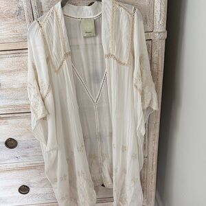 Elevenses Cream Textured Layering Piece